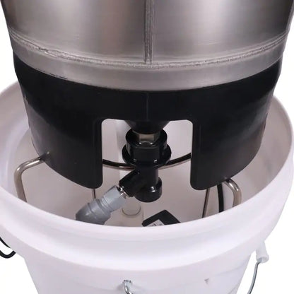 Bucket Blaster Keg and Fermenter Washer for cleaning kegs and fermentation tanks